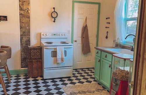 Dowagiac Cottage | Vintage Romance Finds Cozy Charm at Depot Cottage