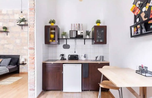 Erzsebetvaros Apartment | Vintage Style Cozy Downtown Apartment. by NW