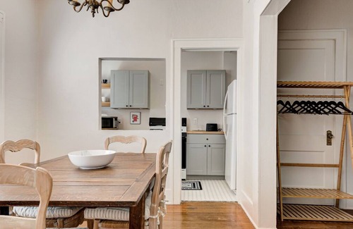 Central Oklahoma City Villa | Vintage Villa| Centrally located | Historic OKC