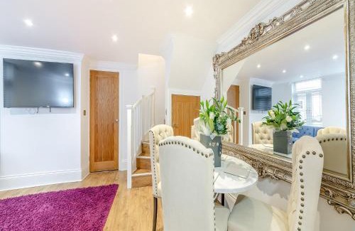 Yarm House | Violet Cottage - Uk45968