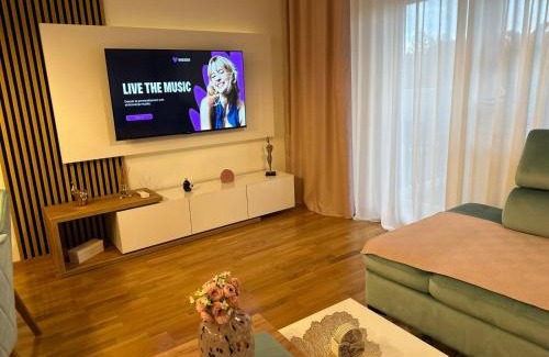 Nis Apartment | Violet deluxe