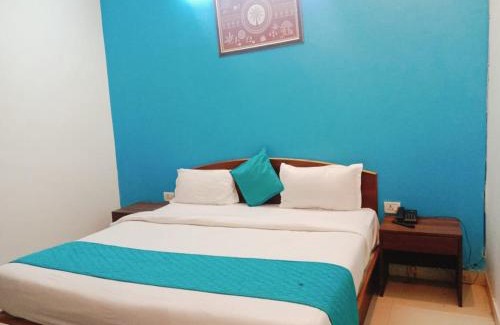 Gomti Nagar Hotel | Virasat Shaheed Path Inn