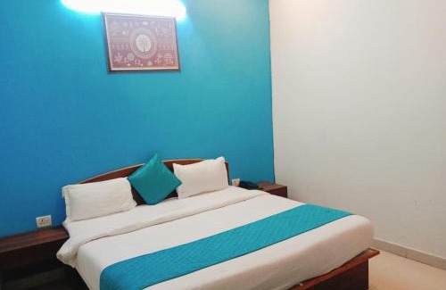 Gomti Nagar Hotel | Virasat Shaheed Path Inn