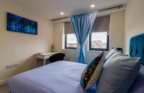 Bedford Apartment | Virexxa Bedford Centre - Executive Suite - 2Bed Flat with Free Parking & Gym