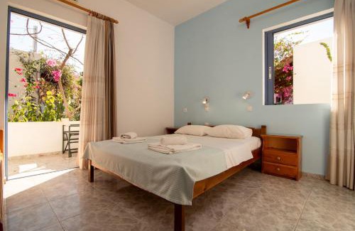 Palaiochora Apartment | Virginia Studios