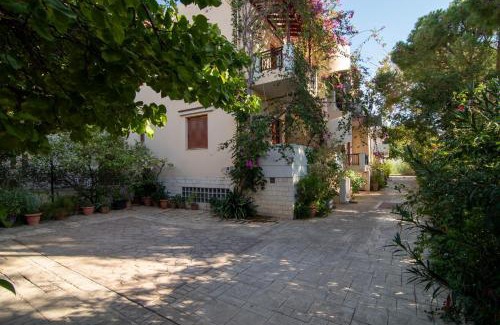 Palaiochora Apartment | Virginia Studios
