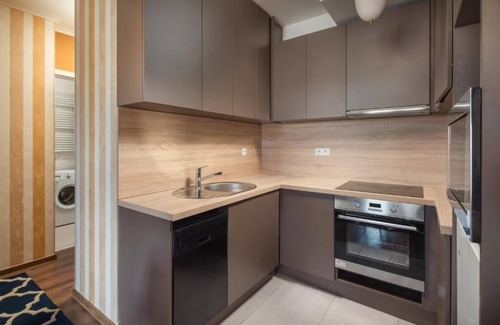 Palace District Apartment | Vision Apartments - Luxury One-Bedroom Apartment