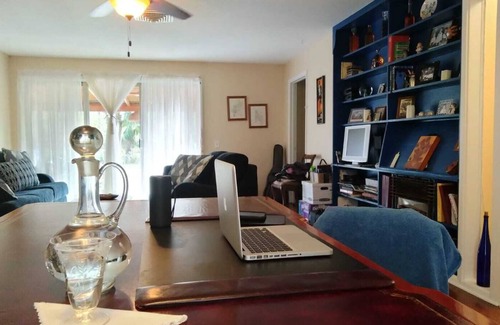 Alamo House | Visitors and Birders Love Us ...Historical Musicians Home in the Heart of