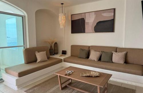Manzanillo Apartment | Vista al Mar, Terraza y Albercas