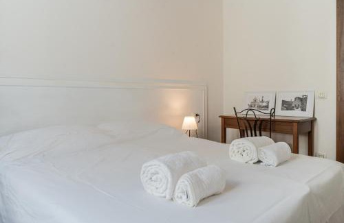 Duomo Apartment | Vista duomo, l'esperienza di dormire nella Storia