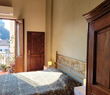 Santo Spirito Apartment | Vista su giardini storici in Oltrarno