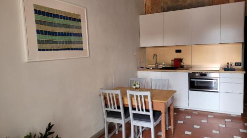 Santo Spirito Apartment | Vista su giardini storici in Oltrarno