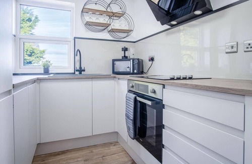 Port-Eynon Apartment | Vista Suite - 3 Bed Apartment - Ocean Breeze