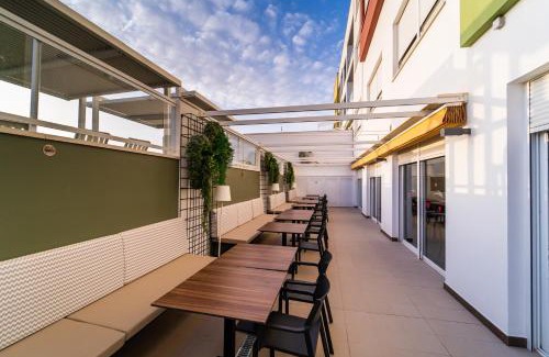 Villajoyosa Hotel | Vistamar Hotel Luxury Wellness By DLV -Adults Only-