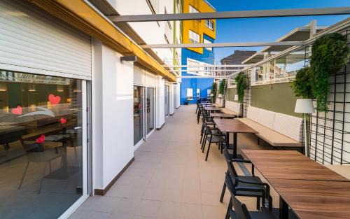 Villajoyosa Hotel | Vistamar Hotel Luxury Wellness By DLV -Adults Only-