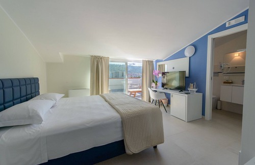 Agropoli Bed & Breakfast | Vistamare Suite Light Blue Room