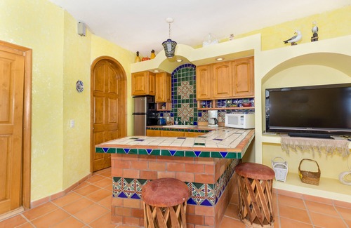 Las Conchas Apartment | Vistas de Las Olas West: Private suite for couples to enjoy the ocean view!