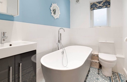 Worthing House | Vitamin Sea House in the beautiful Worthing