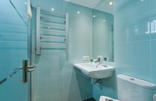 Mijas Apartment | Vitania I Resort Penthouse with Jacuzzi