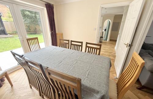 New Forest District House | Vitre Gardens