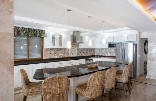 Simpson Bay Villa | Vittoria in Simpson Bay by Personal Villas - Elegant, Stunning Ocean Views