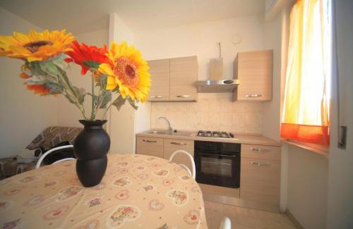Borghetto Santo Spirito Apartment | Vittorio Veneto 9