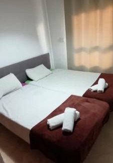 Huelva Apartment | Vive Huelva ARAGON 4 HABITACIONES WIFI 300MB