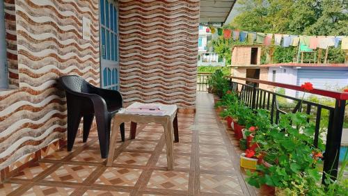 Gunehr House | Vivek Home Stay, Bir Colony Chaugan