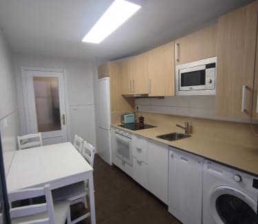 Santa Cruz de Bezana Apartment | Vivienda Playa de Covachos