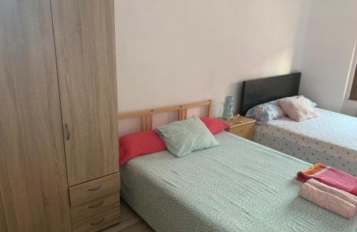 Old Town Apartment | Vivienda rosa barrio húmedo