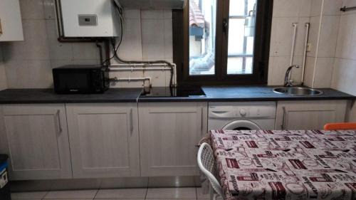 Old Town Apartment | Vivienda rosa barrio húmedo