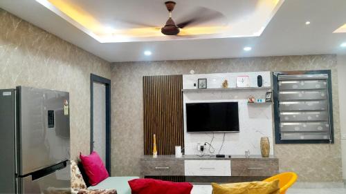 Visakhapatnam Apartment | Vizag Venya Vihar a 2BHK Deluxe Furnished HomeStays