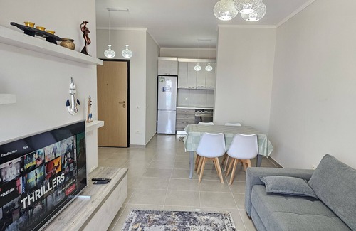 Vlore Apartment | Vlora Holiday Home 008