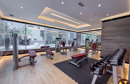 Downtown Dubai Apartment | Vogue DAMAC Maison Cour Jardin Studio Pool & Gym Access