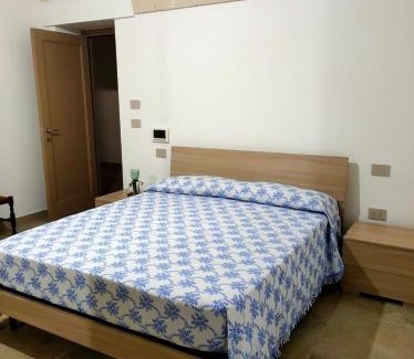 Surano House | Volta a stella
