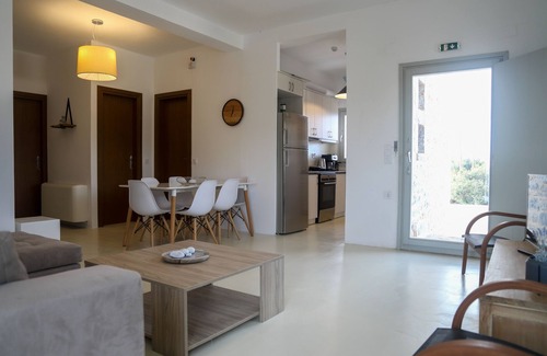 Pagkia House | Vorino Luxury Villas