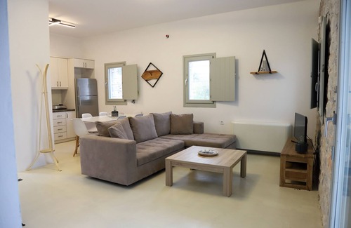 Pagkia House | Vorino Luxury Villas