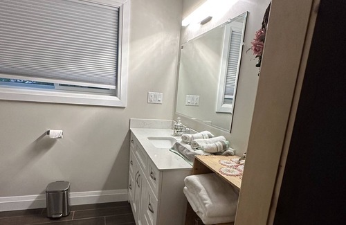 Faraday House | Vrbo Property