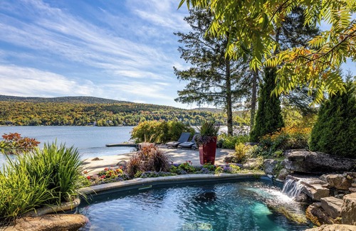 Lac Beauport House | Vrbo Property