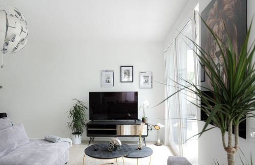 Stadionviertel Apartment | Vrbo Property