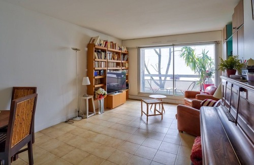 Flandres Apartment | Vrbo Property