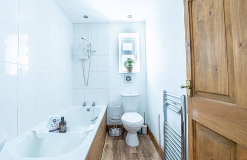 Folkestone House | Vrbo Property