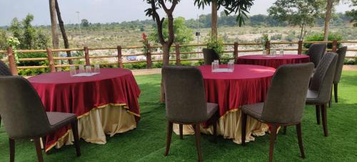 Jabalpur Hotel | Vrindavan Gopala Resort