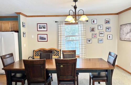 Pittsfield House | VT Cabin, close to Killington Mountain and lakes.