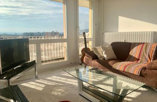 Sablon Apartment | Vue magnifique, 7 mn gare, Muse, Centre, parking