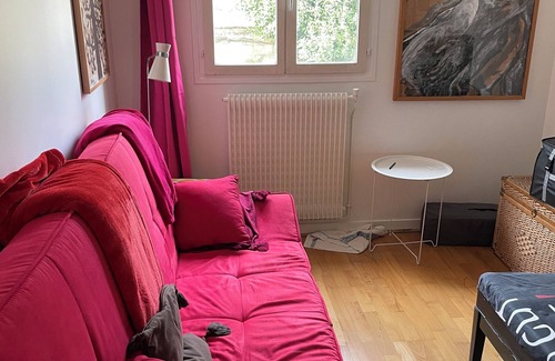 Suresnes Bed & Breakfast | Vue sur Paris/tour Eiffel - Chambres à Louer Dans Maison de Charme au Calme