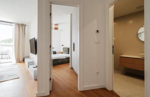 Becici Apartment | Vuelo Sobre by In Property
