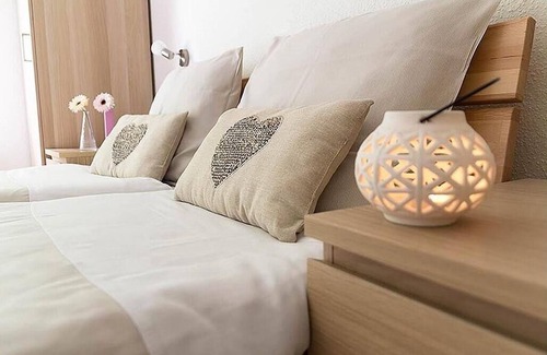 Gerolstein Resort | Vulkaneifel Type B - Three Bedroom Resort, Sleeps 5