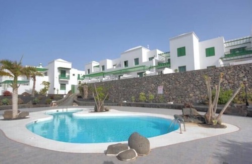 Costa Teguise Apartment | VV 3530009659 Spacious 2 Bed Apartment.AirCon, WiFi with two separate terraces