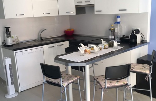 Los Cristianos Apartment | VV Modern and central 1 bedroom apt Los Cristianos
